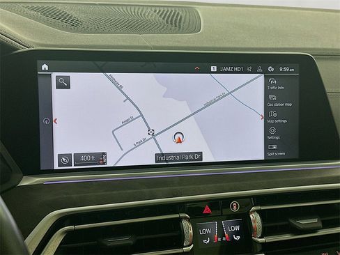 Used 2021 BMW X5 xDrive40i w/ M Sport Package image 19