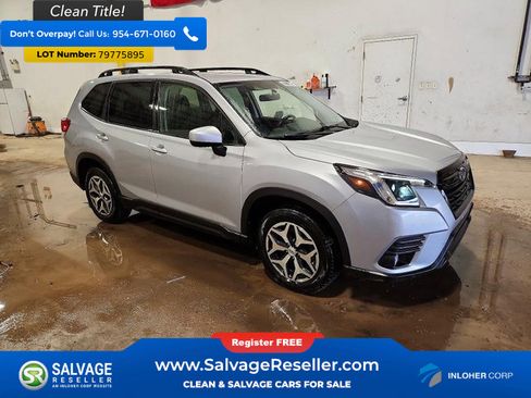 Used 2022 Subaru Forester Premium AWD/4WD image 5