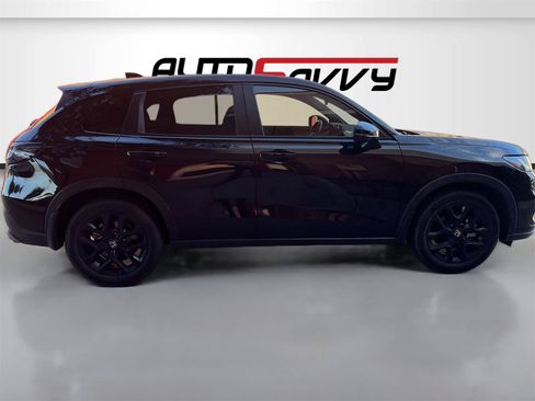 Used 2024 Honda HR-V Sport image 8