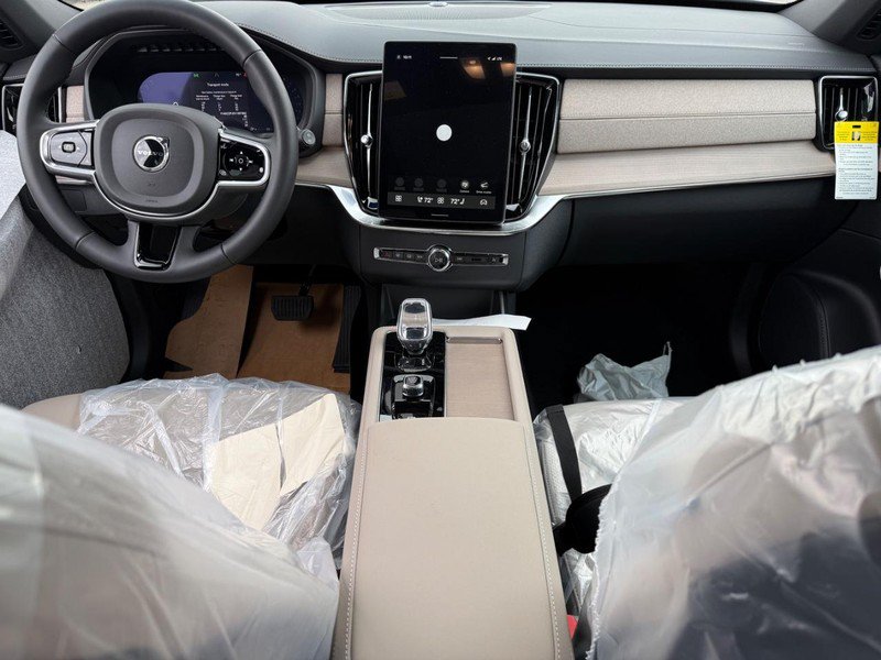 New 2027 Volvo XC90 B5 Core AWD/4WD image 7