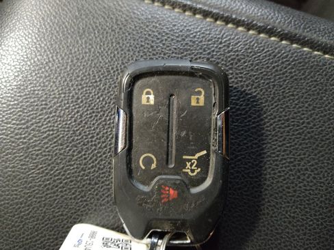 Used 2019 GMC Acadia SLT w/ Black Edition FWD image 32