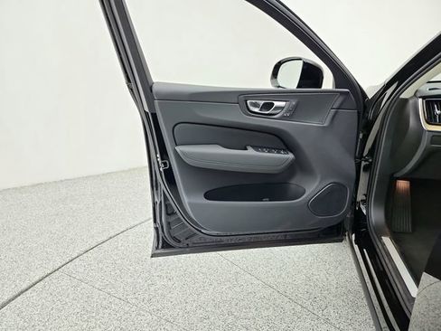 New 2026 Volvo XC60 B5 Plus w/ Protection Package Premier AWD/4WD image 27