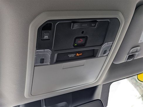 Used 2024 Toyota Tundra Limited image 20