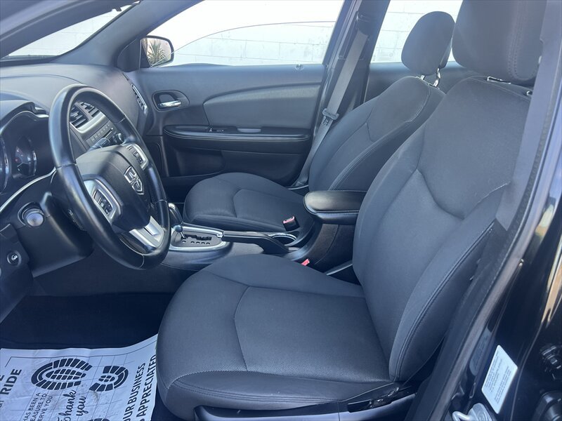 Used 2012 Dodge Avenger SXT FWD image 28
