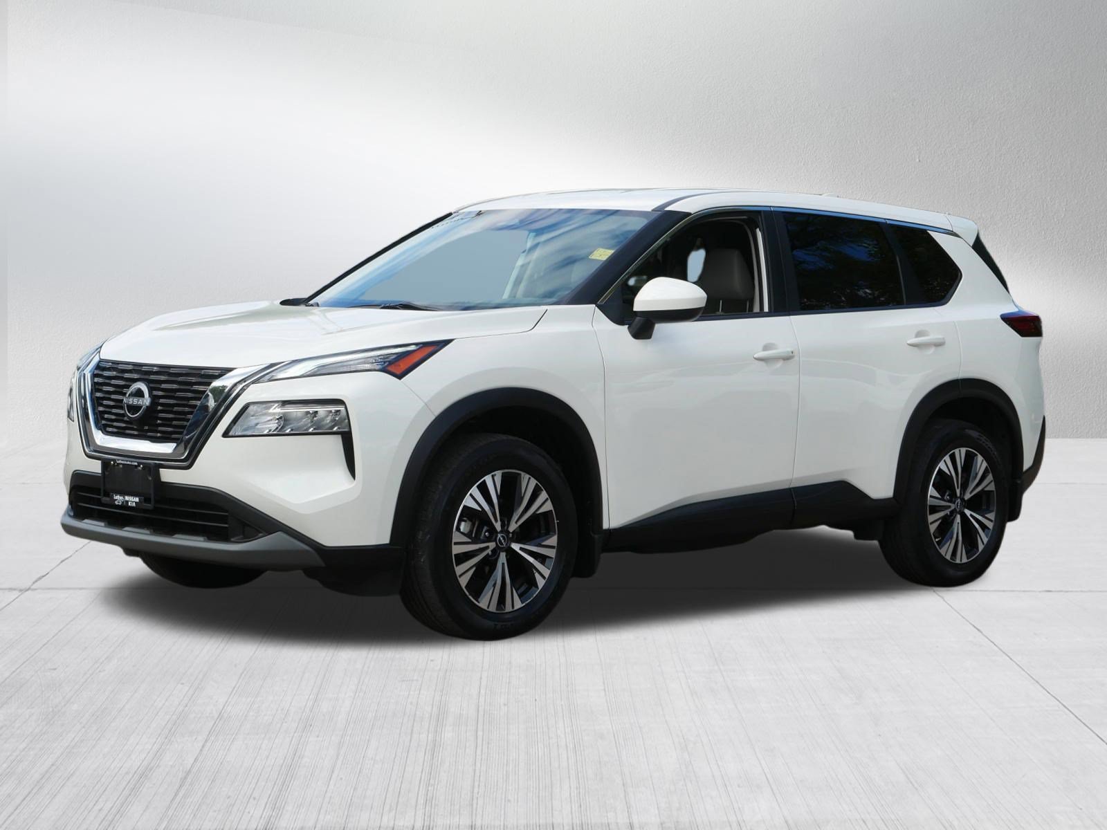 Certified 2023 Nissan Rogue SV AWD/4WD image 3