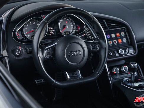 Used 2012 Audi R8 V8 image 6