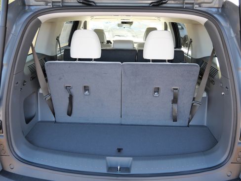 Certified 2025 Hyundai Santa Fe SEL image 18