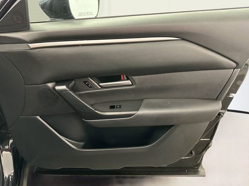 Used 2025 MAZDA CX-50 AWD 2.5 S w/ Preferred Package image 34