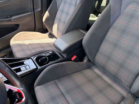 Used 2024 Volkswagen GTI SE FWD image 19