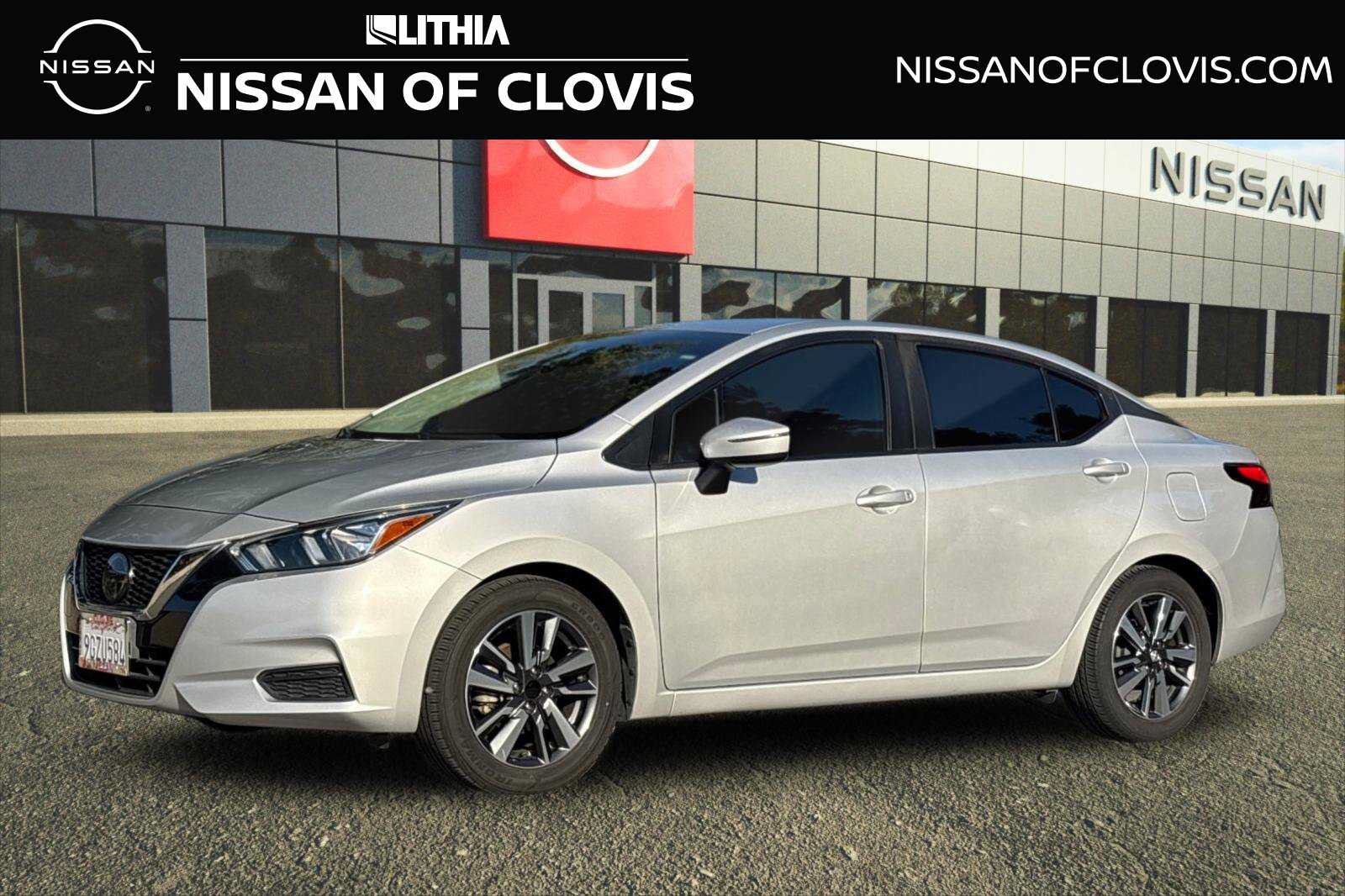Used 2020 Nissan Versa SV FWD image 1
