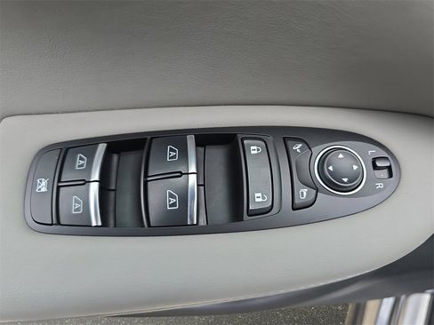 Certified 2024 INFINITI QX50 Luxe image 31