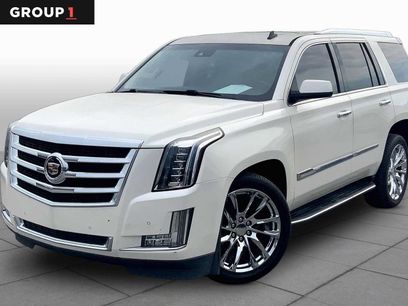 Used 2015 Cadillac Escalade Luxury