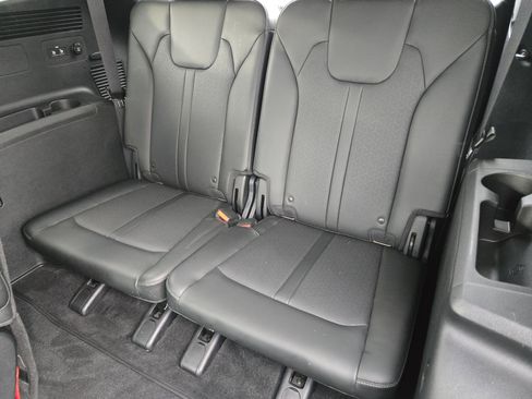 Used 2021 Kia Sorento EX w/ Panoramic Sunroof Package image 37