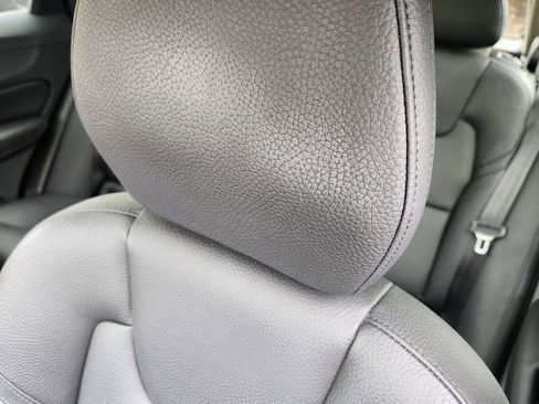 Used 2023 Volvo XC60 T8 Plus AWD/4WD image 6