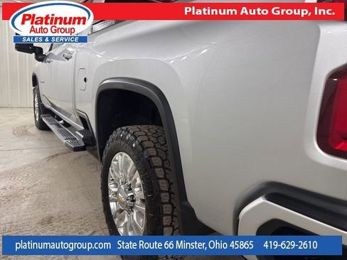 Used 2022 Chevrolet Silverado 2500 High Country w/ Technology Package AWD/4WD image 42