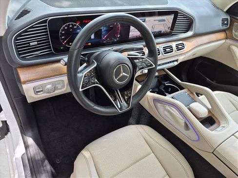 Used 2024 Mercedes-Benz GLE 450 4MATIC image 10