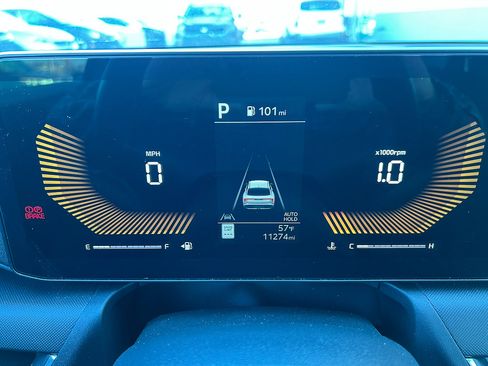 Used 2025 Kia K4 LXS image 13