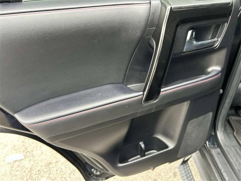 Used 2022 Toyota 4Runner TRD Off-Road image 20