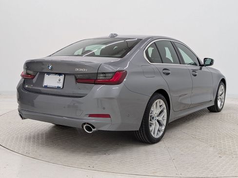 New 2026 BMW 330i xDrive Sedan w/ Convenience Package AWD/4WD image 9