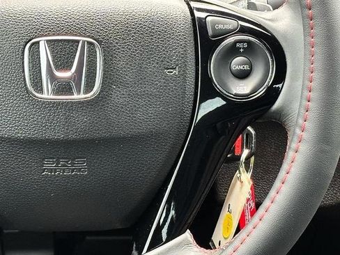 Used 2017 Honda Accord Sport Special Edition image 17