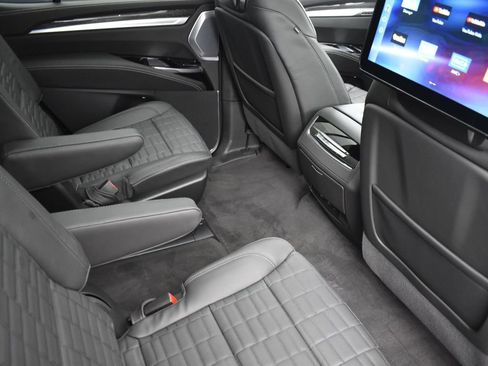 Certified 2026 Cadillac Escalade V w/ LPO, Onyx Lite Package AWD/4WD image 35
