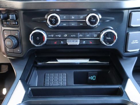 Used 2024 Ford F350 Lariat w/ Snow Plow Prep Package AWD/4WD image 9