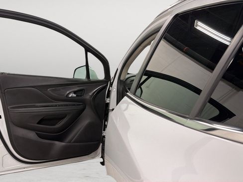 Used 2020 Buick Encore Preferred FWD image 14