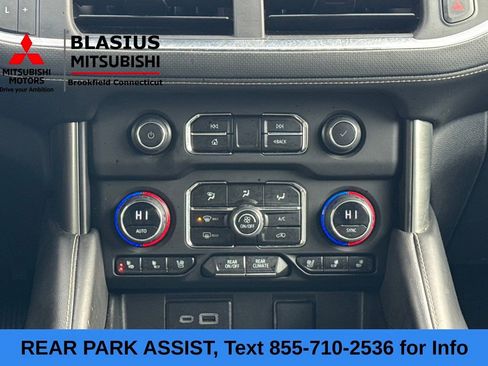 Used 2023 Chevrolet Suburban Premier image 20