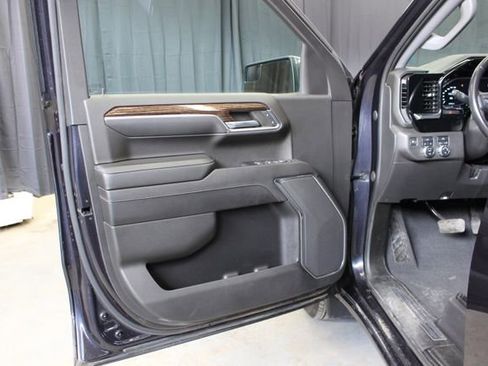 Used 2022 GMC Sierra 1500 SLE AWD/4WD image 34