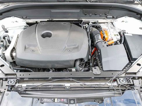 New 2025 Volvo XC60 T8 Ultra w/ Protection Package Premier image 13