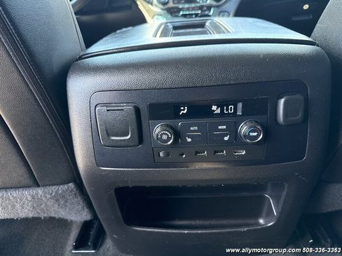 Used 2017 Chevrolet Tahoe LT AWD/4WD image 18