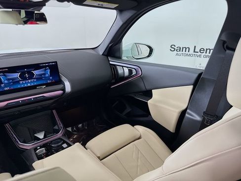 New 2026 BMW X3 xDrive30 w/ Premium Package image 23