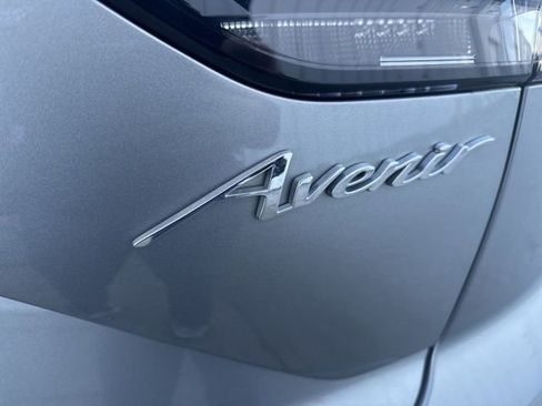 Used 2023 Buick Envision Avenir image 14