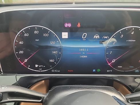 Used 2024 Mercedes-Benz E 450 4MATIC All-Terrain Wagon image 18