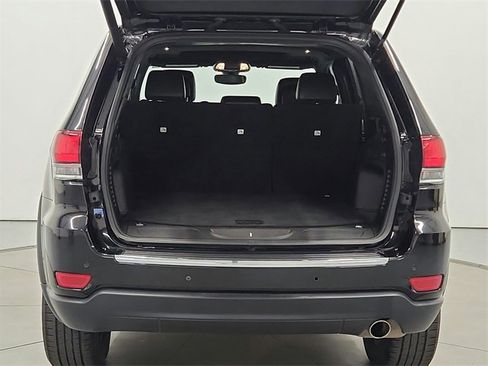 Used 2021 Jeep Grand Cherokee Limited image 33