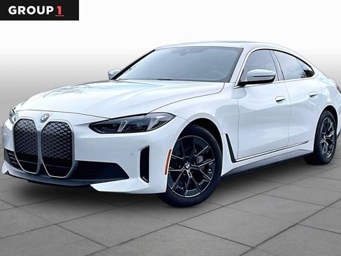 Used 2025 BMW i4 eDrive40 RWD image 1