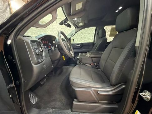 Used 2020 Chevrolet Silverado 1500 Custom w/ Custom Convenience Package RWD image 21