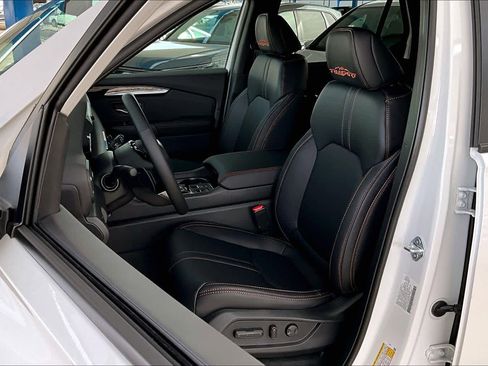 New 2026 Honda Pilot TrailSport image 9