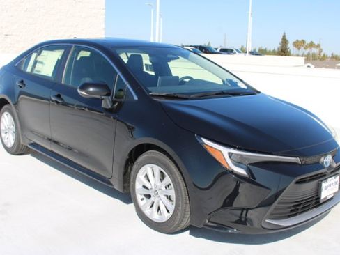 New 2026 Toyota Corolla XLE image 2