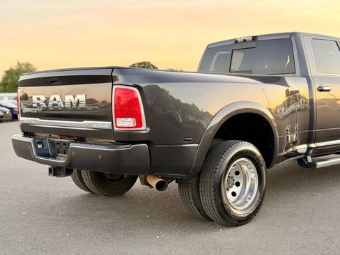 Used 2016 RAM 3500 Laramie Longhorn AWD/4WD image 7