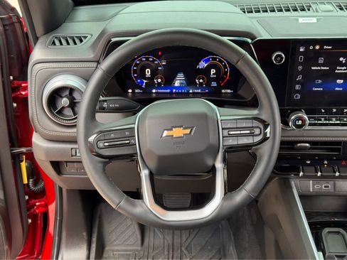 Used 2024 Chevrolet Colorado LT w/ LT Convenience Package III RWD image 15