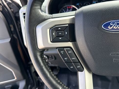 Used 2017 Ford F250 Lariat w/ Lariat Value Package image 15