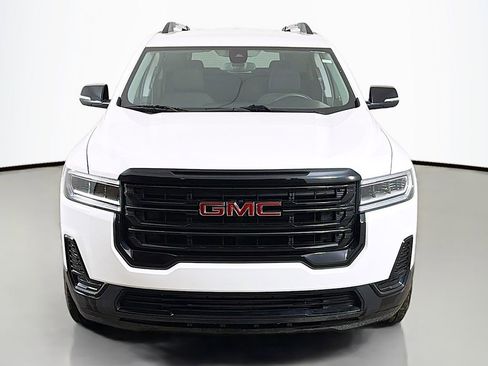 Used 2023 GMC Acadia SLE w/ Driver Convenience Package image 9