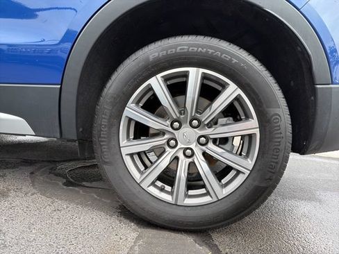 Used 2021 Cadillac XT4 Premium Luxury FWD image 33