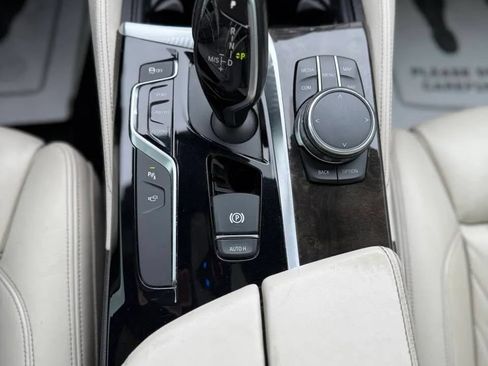 Used 2017 BMW 530i xDrive AWD/4WD image 17