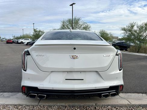 Used 2022 Cadillac CT4 V w/ Navigation Package image 4