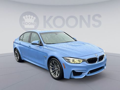 Used 2018 BMW M3 RWD image 18