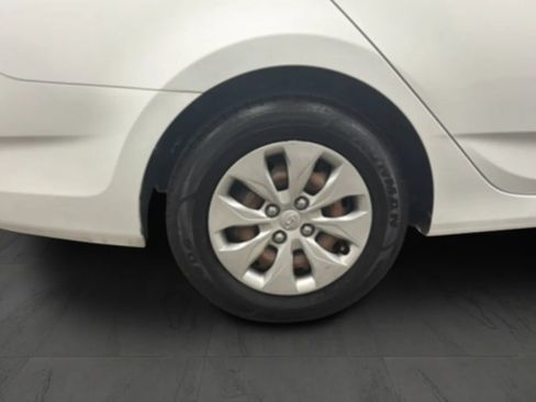 Used 2017 Hyundai Accent SE FWD image 24