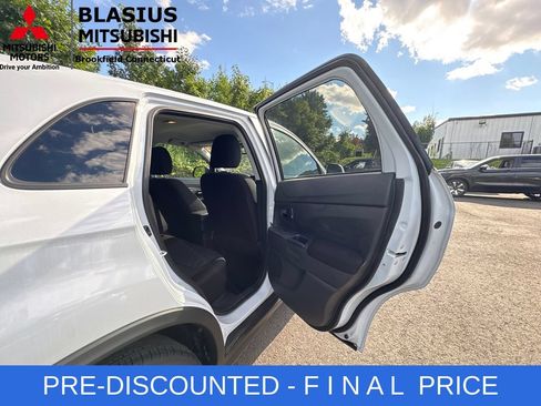 Used 2025 Mitsubishi Outlander Sport ES AWD/4WD image 41