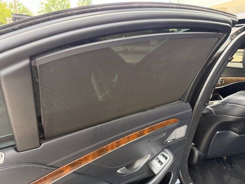 Used 2015 Mercedes-Benz S 550 Sedan image 22
